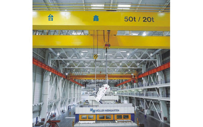 m_南海奇美電子50T 20T起重機(jī)